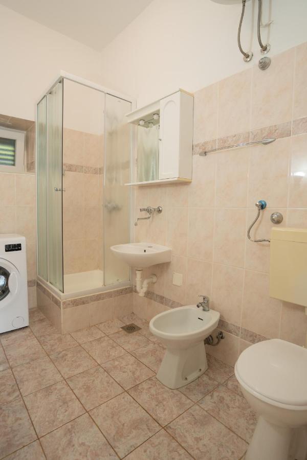 Kuca Za Odmor Denona Apartment Borovici Exterior photo